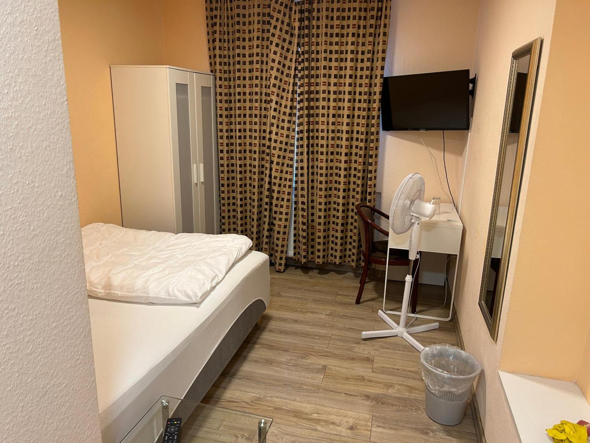 Relax Hotel-Ludwigshafen Kültér fotó