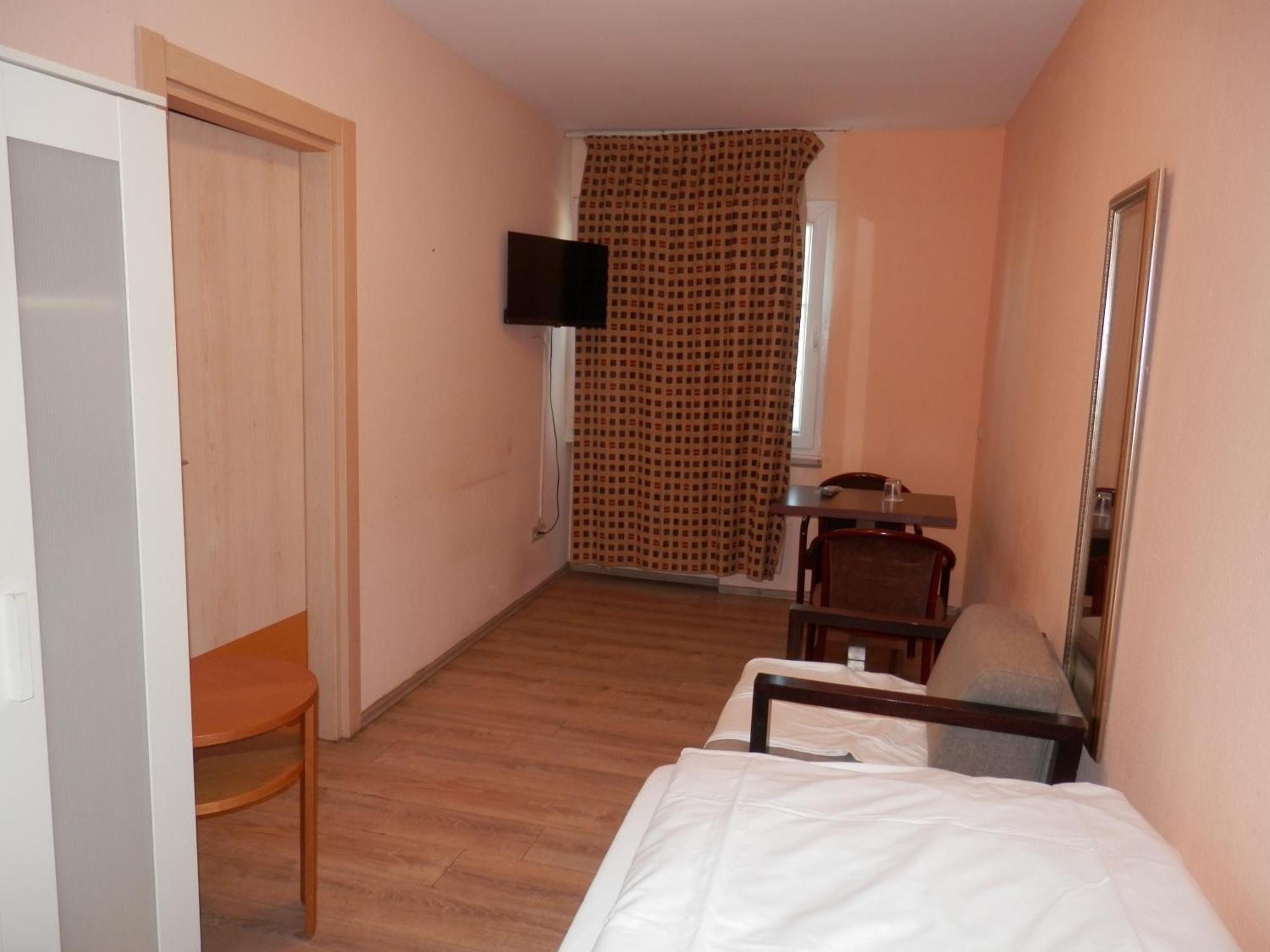 Relax Hotel-Ludwigshafen Kültér fotó