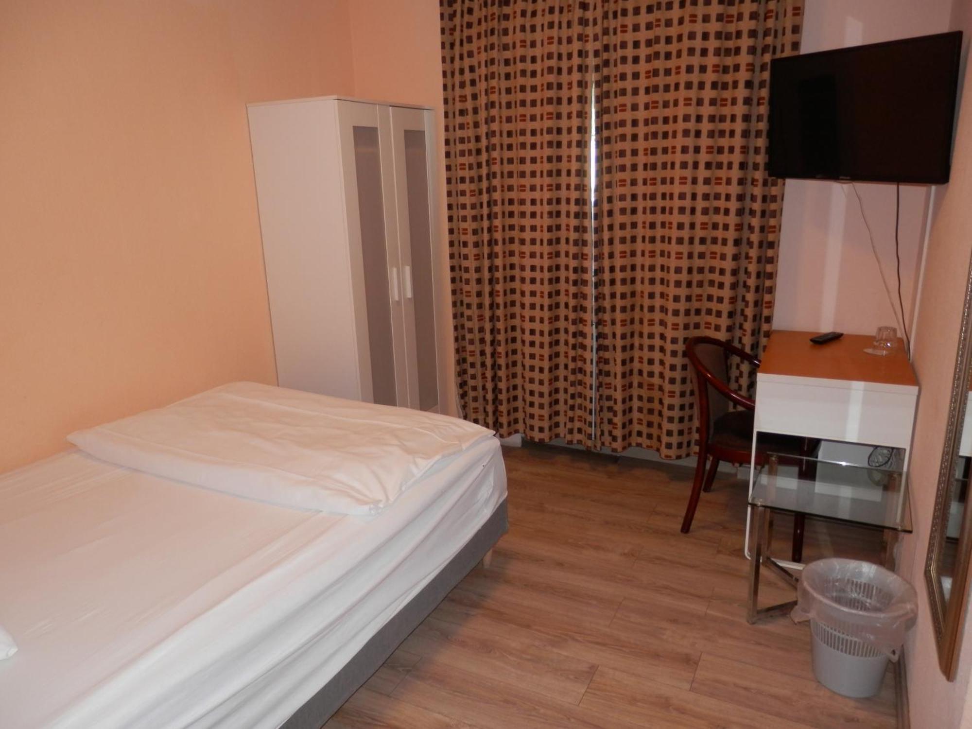 Relax Hotel-Ludwigshafen Kültér fotó